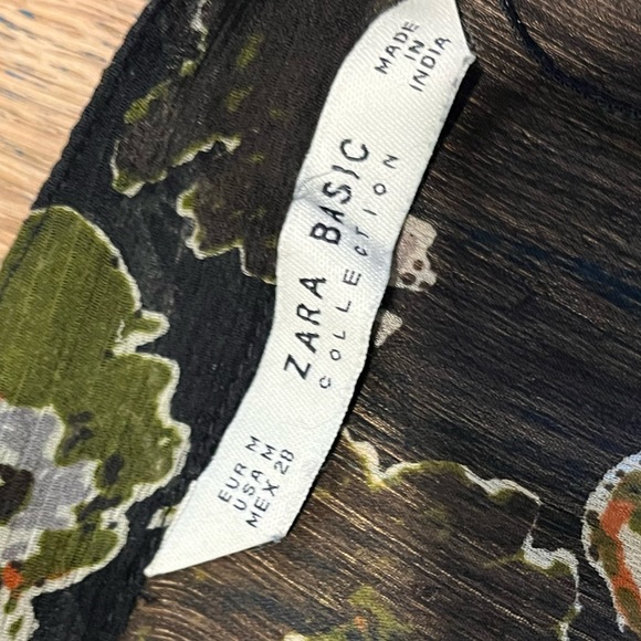 Zara Floral Tunic - Black and Green - Picture 2 of 7